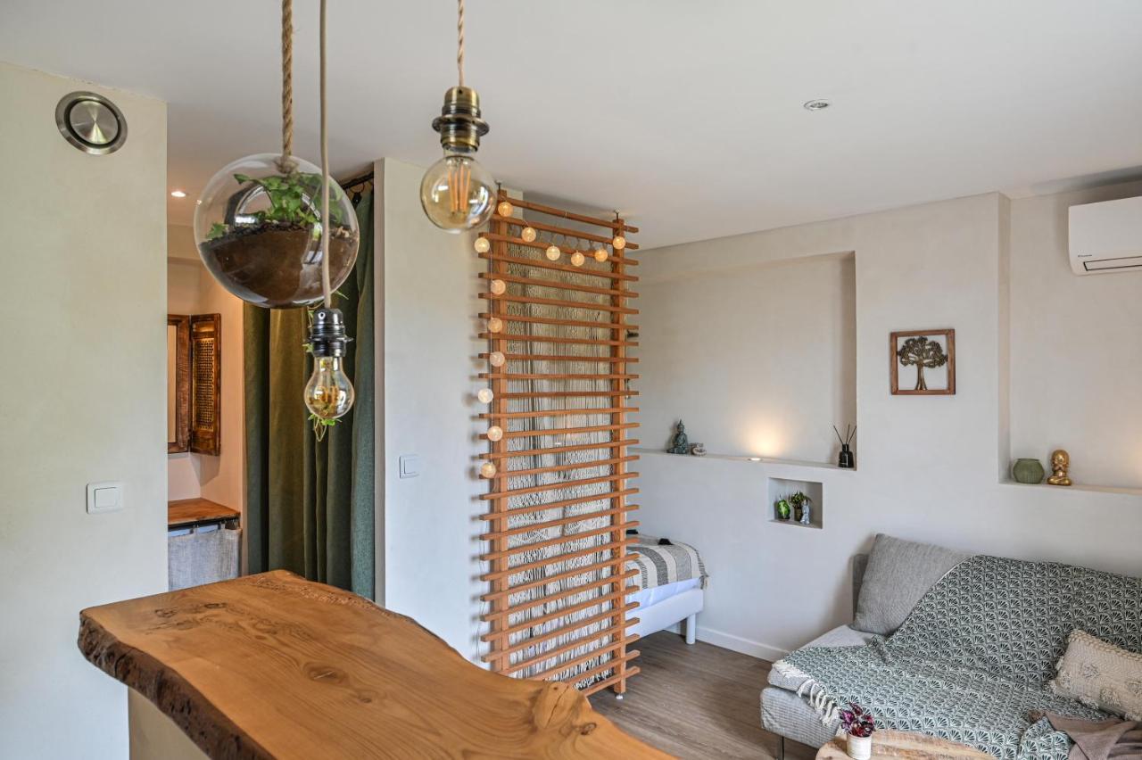 Appartement Retire De La Location 라시오타 외부 사진